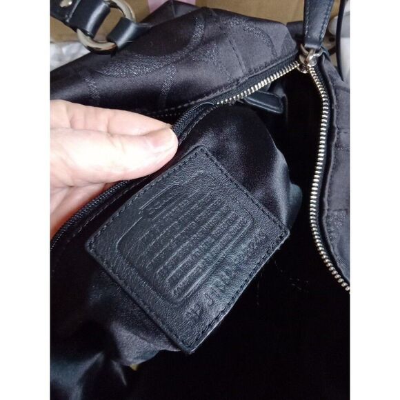 Coach No. J1382-F26243 Brown w/Black Leather Signature Campbell Handbag - Picture 6 of 9